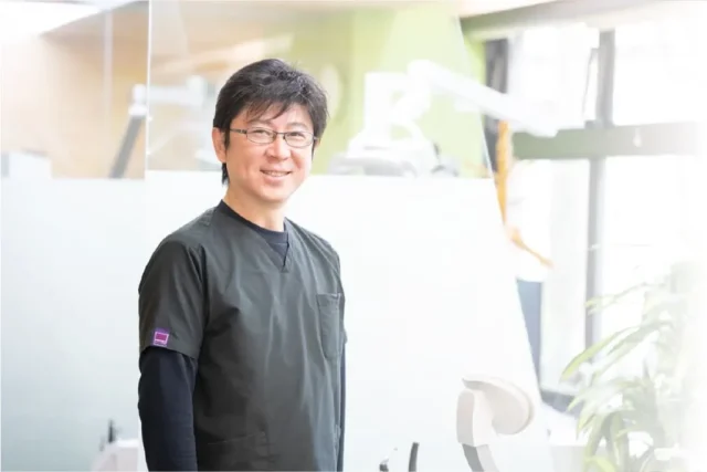 「食べる・生きる」を支える包括的ケアで地域の健康を守る|医療法人社団弥栄 武蔵野わかば歯科 星野 真 先生 1 星野先生