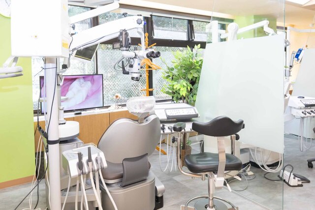 「食べる・生きる」を支える包括的ケアで地域の健康を守る|医療法人社団弥栄 武蔵野わかば歯科 星野 真 先生 12 武蔵野わかば歯科の診療室